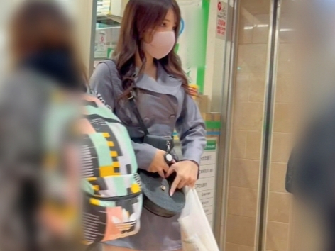 穴という穴が性感帯＜女子高生＞街でウワサのコンカフェ嬢を個室に連れ込み3人でマワして犯す♡アナルまで拡張＆開発されちゃう