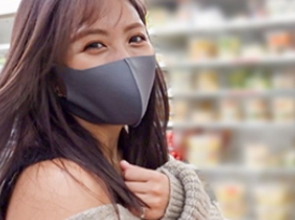 【素人】暴発寸前のクネクネ腰振り超絶騎乗位でチンポを弱らせる淫乱ギャルのハメ撮りセックス！