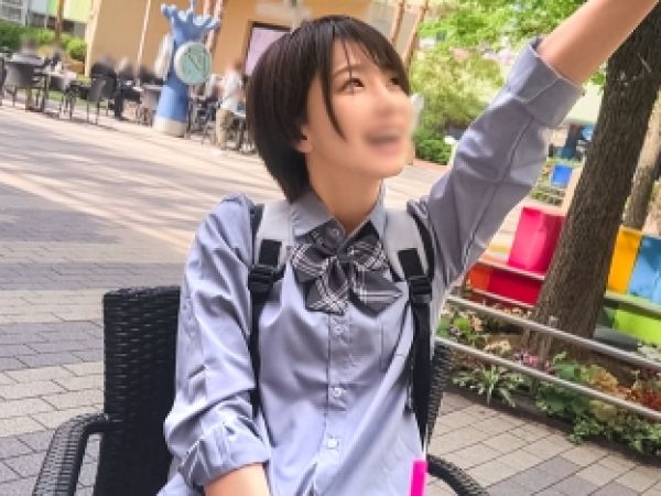 【素人】敏感ボディのボーイッシュ陸上部娘とイチャイチャハメ撮り♥「おっぱいイジんないで…締まっちゃうから///」着衣性交