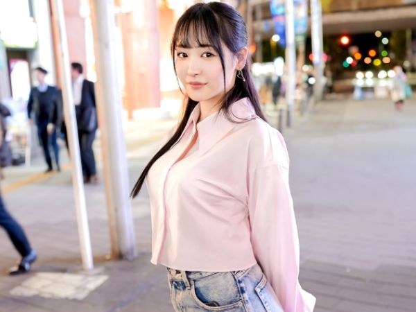【素人ナンパ】アイドル顔の美乳美少女JDに声掛けGETホテインSEX！手マンで潮吹く開発済みマンコで連続絶頂！