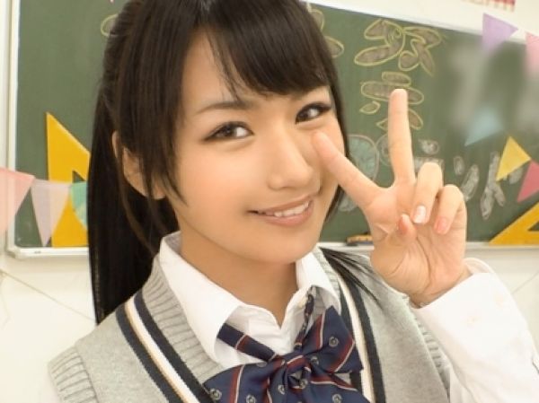 【美少女×中出し】学校の出し物でソープランドプレイをするデカパイ美少女ｗナマ膣に擦られ連続大量膣内射精！