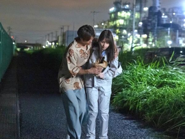 【同棲生活】工場で働く理系女子が偶然出会った男を介抱するため家に招き入れ…互いの肉体を求め合い肉欲に溺れる爛れた毎日…