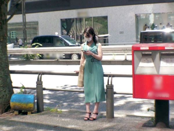 【人妻】旦那の単身赴任で性欲を溜め込んだ巨乳妻が他人棒と不倫SEXで久々の快楽を貪りイキ乱れる！