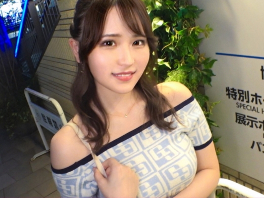 【美尻美少女の愛液ダダ漏れ】『やだ…そんなにされたら…』プリッと上がった美尻がたまらないキュートな女の子が、手マンで愛液を垂れ流し！華奢なカラダを男根で激しく貫かれ、感じまくる姿がエロかわいい！♡