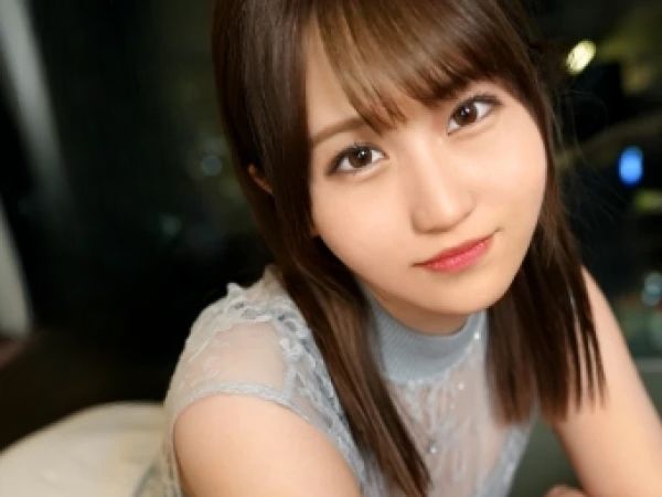 【素人】「ねぇ、好き…？」愛情確認で中出し許可しちゃう美乳美尻な美少女歯科助手と濃密な時間を過ごすハメ撮り性交！