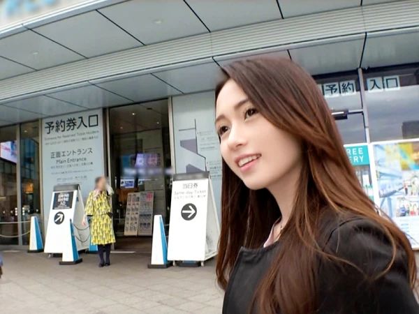 【素人×中出し】役員秘書のハーフ美女と愛人という関係を忘れ濃密に愛し合う生ハメ不倫SEX！