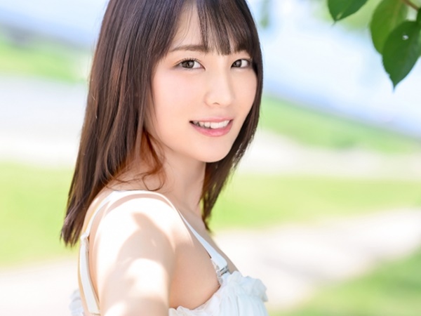 【朝からラブラブSEX】目覚めた瞬間からイチャイチャ開始！モーニングフェラで興奮MAX、朝からパコパコハメまくり！愛おしい彼女とイチャラブセックスで最高の朝を迎える！♡