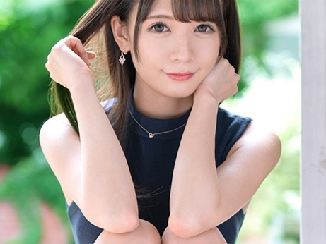 【キュートな美少女と生ハメ】『気持ちいい…♡』無垢な美少女がエッチな大人の世界に！エッチなおマンコに濃厚なザーメンぶっかけ！快感に悶える姿がたまらない！！