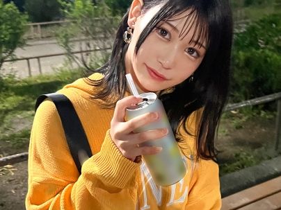 【淫乱バニー乱交】『めっちゃ気持ちええ～♥』関西弁の美巨乳娘がおじさんチンポで大暴走！性欲全開でイキ乱れ、悶絶絶頂の連続！エロすぎる乱交SEXで本能むき出し！！♡
