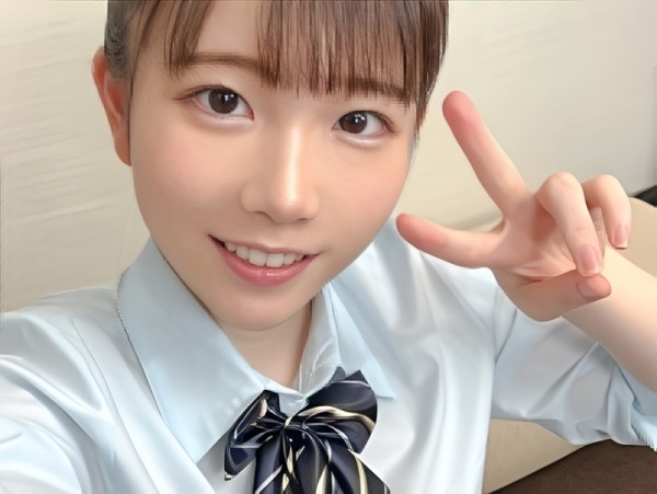 【素人】校内でオナニーしちゃう性欲旺盛な制服娘が人生初の雌豹コスで快楽に溺れるハメ撮りSEX！