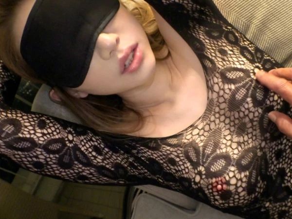 【素人×中出し】スレンダー美人な愛人と愛を深める濃厚不倫SEX！卑猥な下着を身に着け激しいピストンに何度も絶頂を迎える！