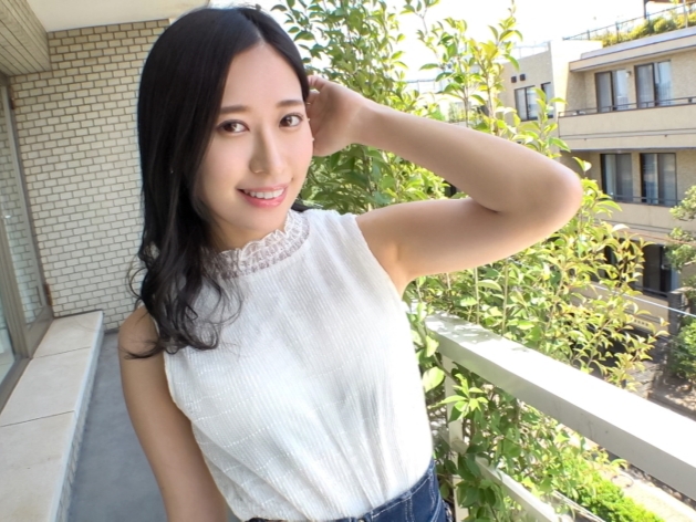 【美ボディお姉さん】スレンダー美乳の彼女が肉棒に悶える！！敏感なカラダで感じまくり、エロい喘ぎ声が止まらない♡大興奮のセックス映像！！