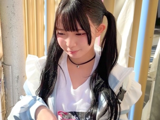 【ホスト狂いの美少女】『もっと…奥まで…』身体を売ってまでホストに貢ぐロリ顔美少女が、激ピストンで痙攣イキした直後、電マでオナニー開始！快楽に溺れる姿がエロすぎる！♡