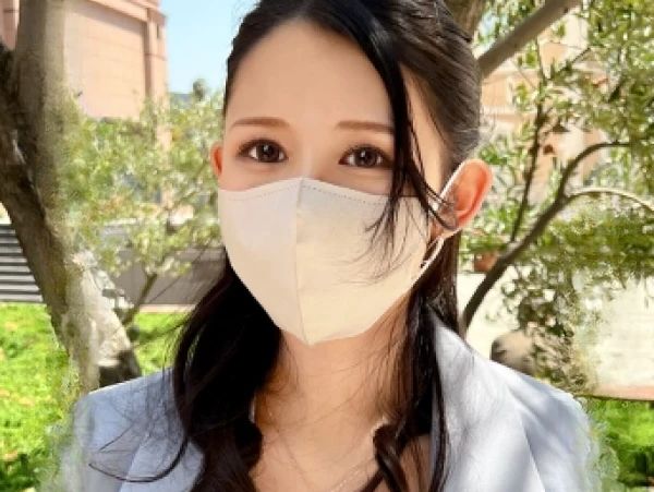 【素人×中出し】妻帯者に惚れてしまった26歳の美巨乳歯科衛生士が従順に尽くすいいなり不倫性交で膣内に精子を受け止める！