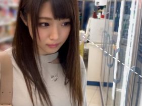 【裏切りセックス】『彼氏には内緒にして…』22歳の激カワスレンダー美少女が、彼氏以外の男と濃厚プレイ！華奢な体をガンガン突かれ、連続絶頂でイキまくる♥ 細腰を掴んで激しく犯す！