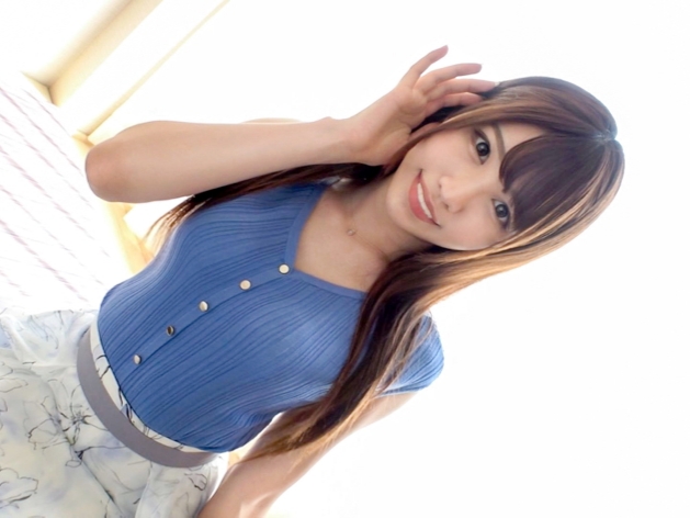 【スレンダー美乳の淫乱娘】『もっと突いて…！』美人でエロいムスメがビンビン男根にメロメロ！キレイなカラダを激しく突かれて、感じまくるエロすぎる乱れっぷり！♡