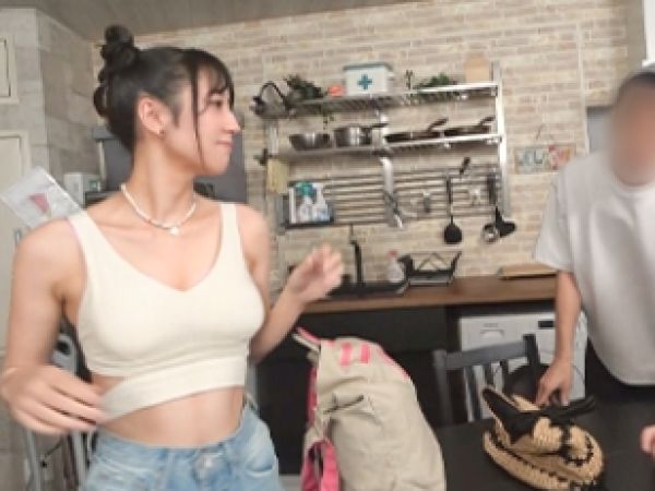 【素人NTR】「ごめん…イッちゃいそう…イクかも…ッ！」彼氏の前で他人チンポに感じてしまうスレンダー美女！