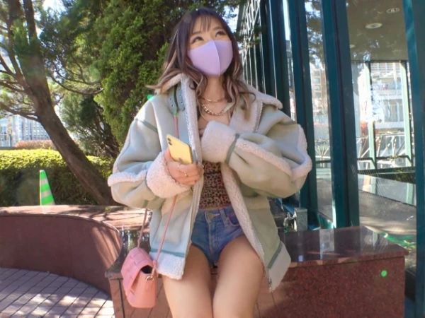 【3P】美ボディエロギャルがコスプレ過激3Pセックスで美脚を震わせ乱れイク！特濃精子を綺麗な顔にぶちまけ顔射！