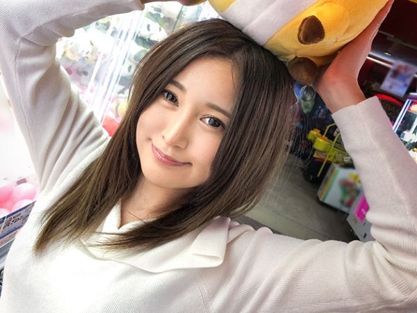 【寝起き生ハメ】『えっ、これAVなの？』23歳素人美少女がまさかのハメ撮りデビュー！！寝ぼけ眼で生チンを挿入され、気づいたら絶頂を繰り返すエロすぎる朝♡