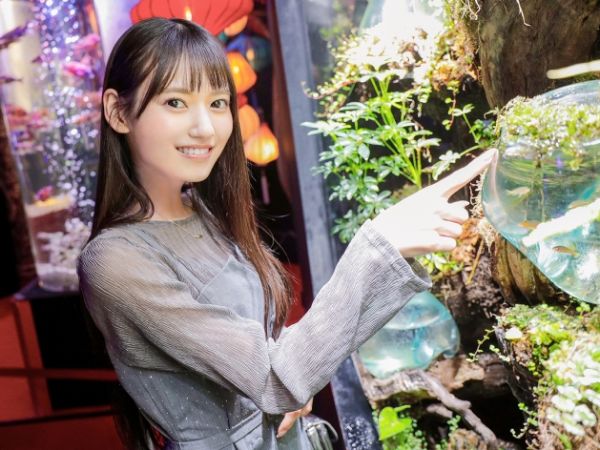 【八掛うみ】貧乳ちっぱいな華奢ボディ美少女と朝まで過ごす高級デートクラブ！ホテインハメ撮りで無毛マンコとパコハメ性交！