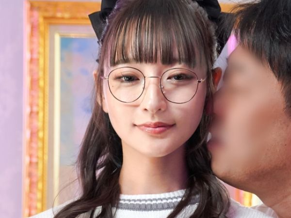 【風俗】ポーカーフェイスのスレンダー眼鏡美少女ロボを好き放題にヤりまくるセクサロイドSEX！