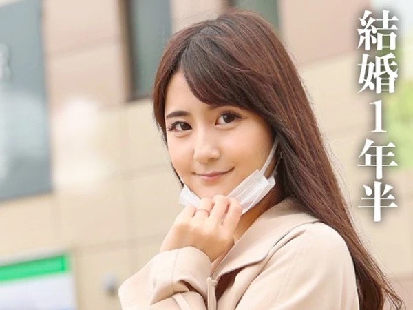 【人妻の禁断の恋】『旦那のより気持ちいい…』絶倫夫を持つ奥様が浮気チンポに夢中♡硬い肉棒にメロメロで、自ら生挿入をおねだりするドスケベ人妻の淫乱プレイ！