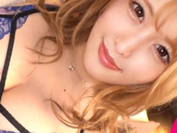 【三十路お姉さんの危険な誘惑】『若いの、もっと激しく突いて…♡』欲求不満な熟女が若チ○ポに夢中！エロさ全開で乱れまくるど変態プレイが止まらない！