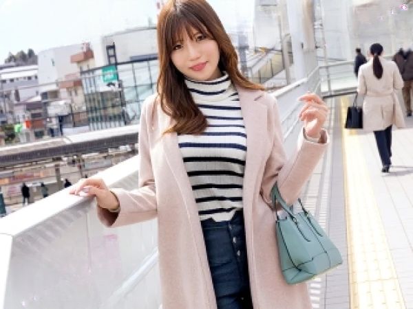 【人妻】32歳の美ボディ奥様が他人チンポにメロメロ発情不倫ハメ撮り！デカチンの未知の快楽に酔いしれる！◆フェラ、足コキ