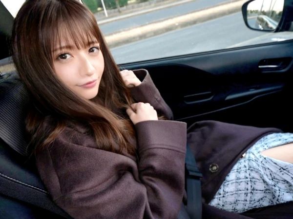 【主観】スレンダー華奢ボディの彼女と旅行先のホテルで濃密に絡み合うイチャラブ恋人SEX！◆フェラ、騎乗位