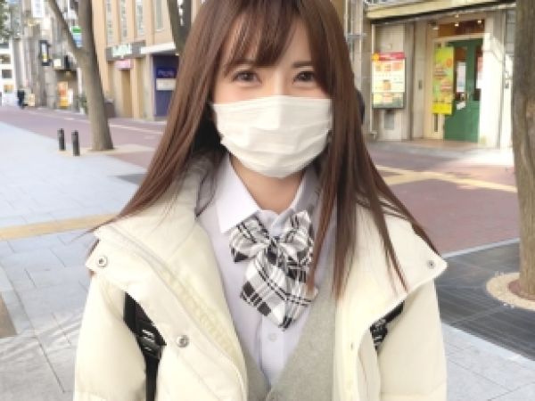 【素人】バイト先の後輩彼女と初ラブホIN→制服着衣ラブラブ中出し種付け交尾→一緒にお風呂で2発目仕込む膣内射精！