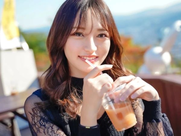 【温泉】圧倒的スレンダー美ボディ美少女と貸し切り温泉で濃厚にまぐわう露天風呂混浴セックス！＜ハメ撮り＞