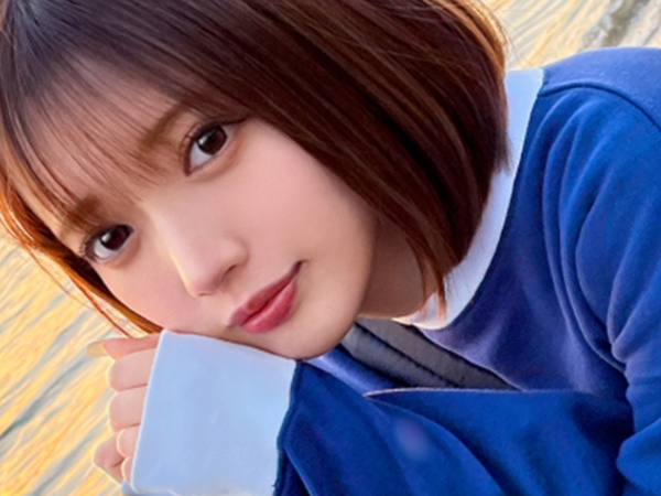 【ショートヘアJDとデート】超可愛い女子大生の貧乳ボディに生挿入！ザーメンぶっかけで大興奮のガチSEX♡