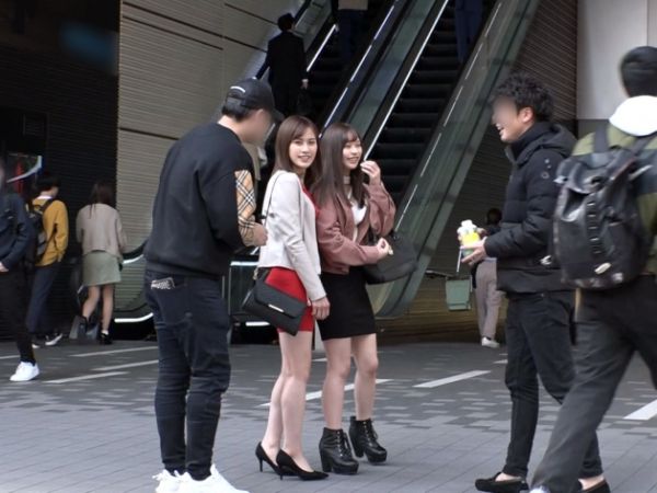 【素人ナンパ】スレンダー美人OLを街中声掛けホテル連れ込み！無毛まんこに生ハメ激ピス無責任種付け！