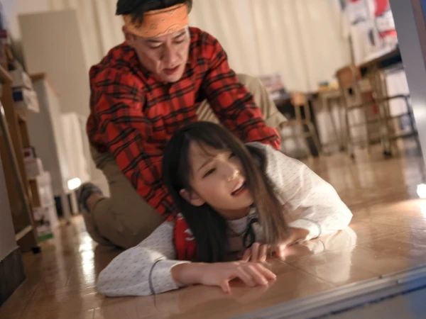 【NTR】オタサーで紅一点の彼女がサークル仲間のストーカー男に弱みを握られ快楽堕ちする胸糞寝取られ！