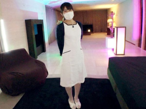 【素人】24歳のマスク美人な歯科衛生士さんが電マで腰ヘコ絶頂！性器舐め合い精子を搾り取るマスクフェラ抜き口内射精！