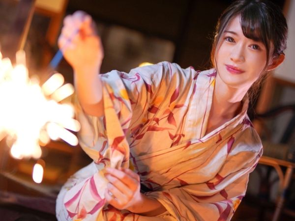【温泉で乱れるミスキャン美少女】『ダメ…ここじゃ声が出ちゃう…』スレンダー美ボディの元ミスキャンGPと2人きりの温泉旅行！貸し切り温泉でデカチン激ピスにハメ潮絶頂！秘湯がエロの楽園に♡