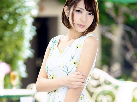 【乱れ咲く夜】『もっと奥まで…』美巨乳美女が複数プレイで大胆解放！ 濃厚な生ハメで膣奥を激しく突かれ、白濁液をたっぷり注がれる快感に溺れる！♡