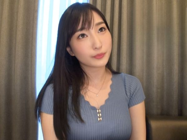 【中出し】エッチ大好きなシロウト女子に自分よりエロい友達を紹介してもらう企画！21歳の隠れ肉食系な剛毛マンコ巨乳JD！