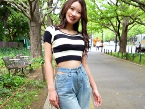 【素人】高身長スレンダー美BODYのパパ活女子がお漏らし＆痙攣アクメでイキまくるハメ撮りセックス！