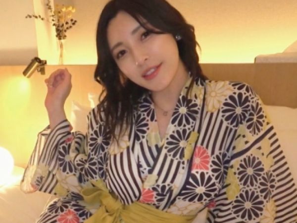 【人妻】アプリで知り合った初対面の三十路美人妻の性癖を満たすオモチャ責め＆生ハメ中出し不倫セックス！＜ハメ撮り＞