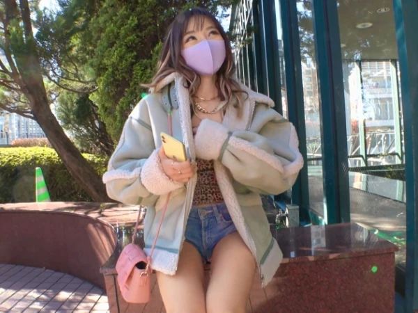 【3P】美脚スレンダーな貧乳パイパンギャルが2本のデカチンを相手に乱れる爆イキ3Pセックス！