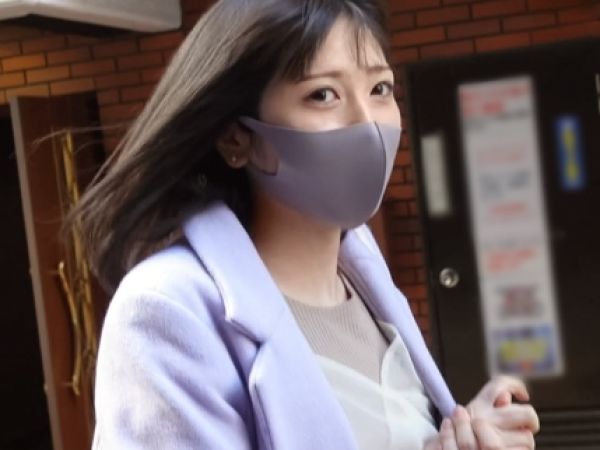 【素人】セフレ複数持ちの色白美巨乳なマスク美人OL！騎乗位バック激ピスでプリケツ美尻にぶっかけ射精！＜ハメ撮り＞