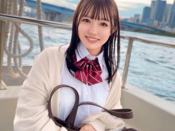 【素人】ミニマムボディの制服女子と久々の生ハメセックスでイチャラブ中出し＆手コキフェラ抜き口内射精！